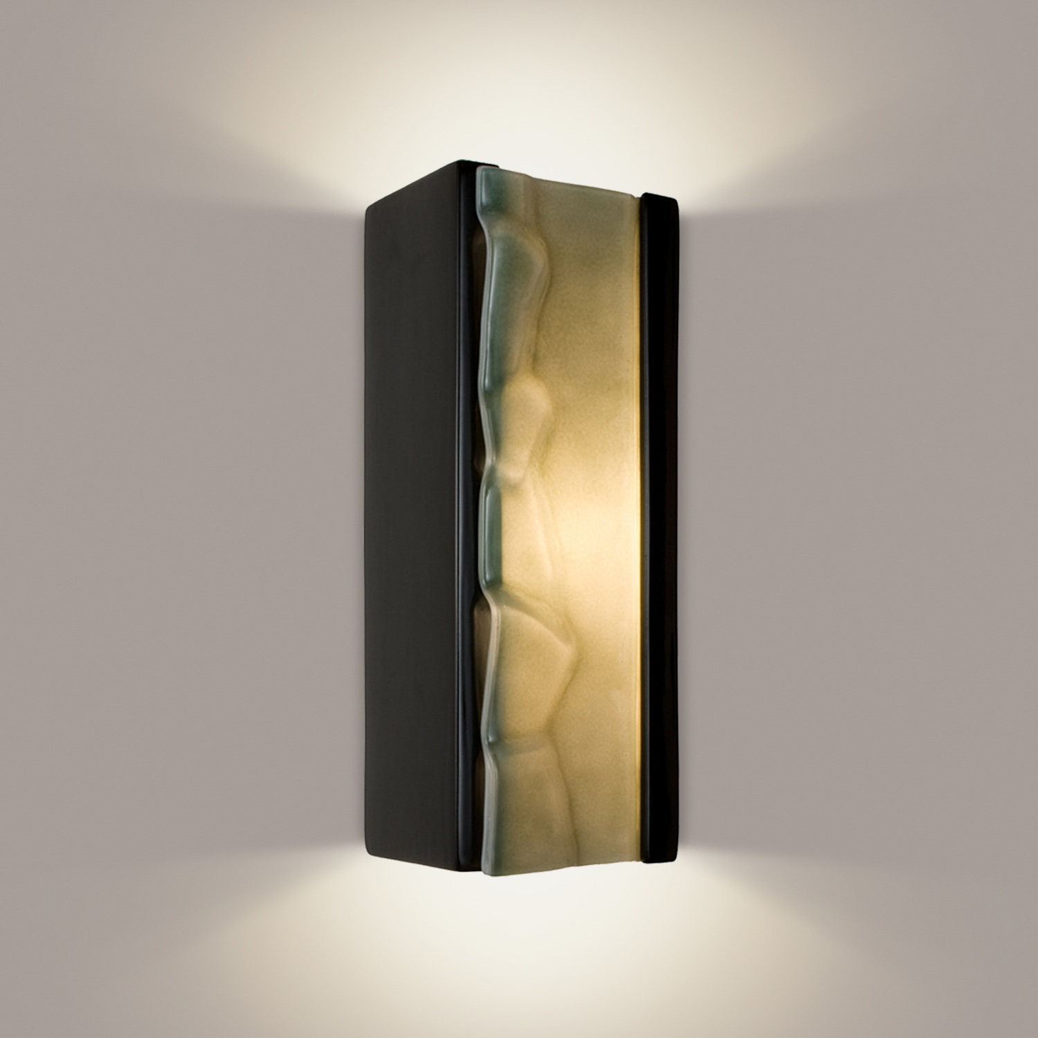 A19 RE118-BG-SW-WET reFusion River Rock Wall Sconce Black Gloss and Seaweed (Outdoor Sheltered Socket for Wet Locations (Bulb not included))