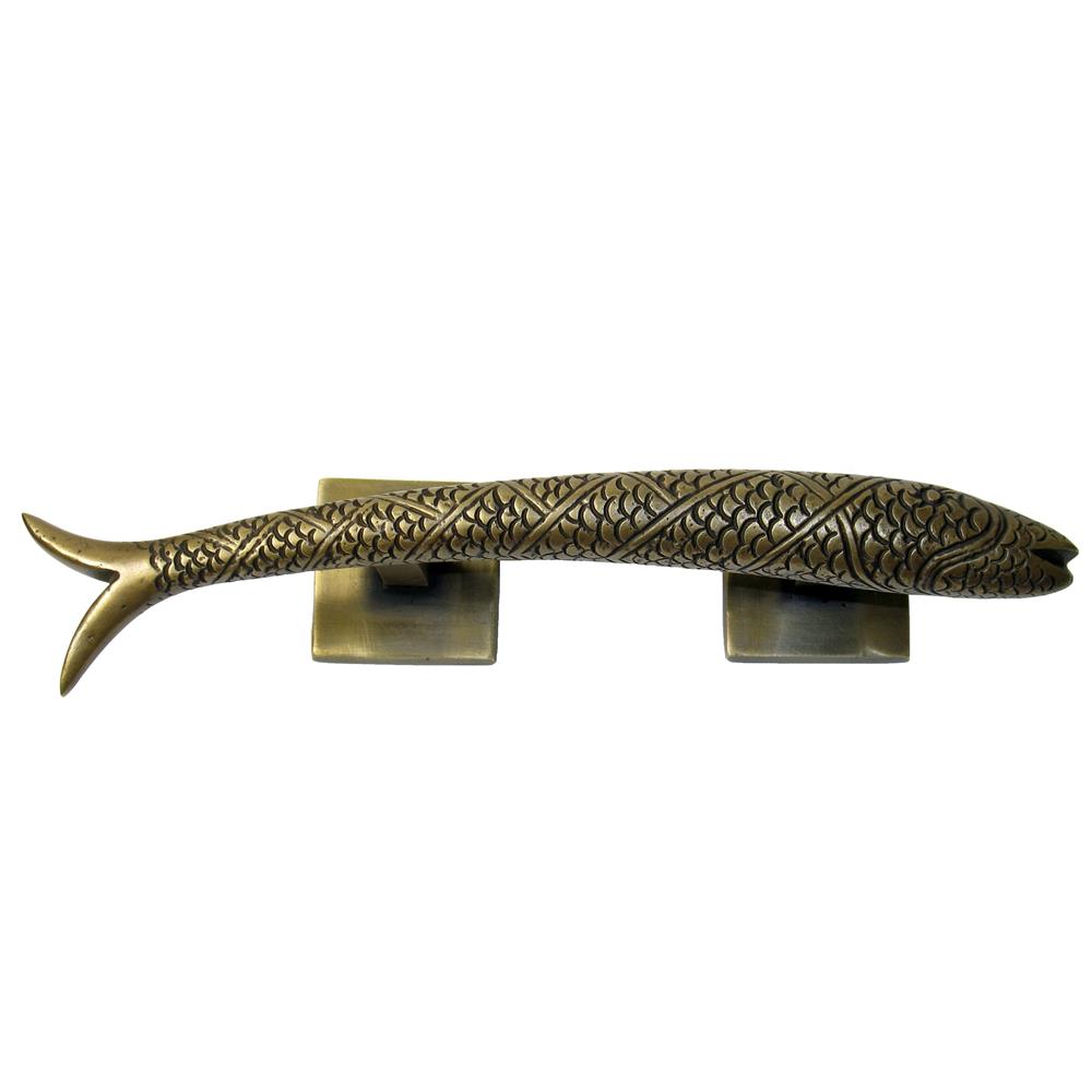 Gado Gado HPU7027L Left Carved Fish Pull