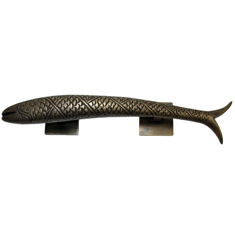 Gado Gado HPU7029R Right Carved Fish Pull