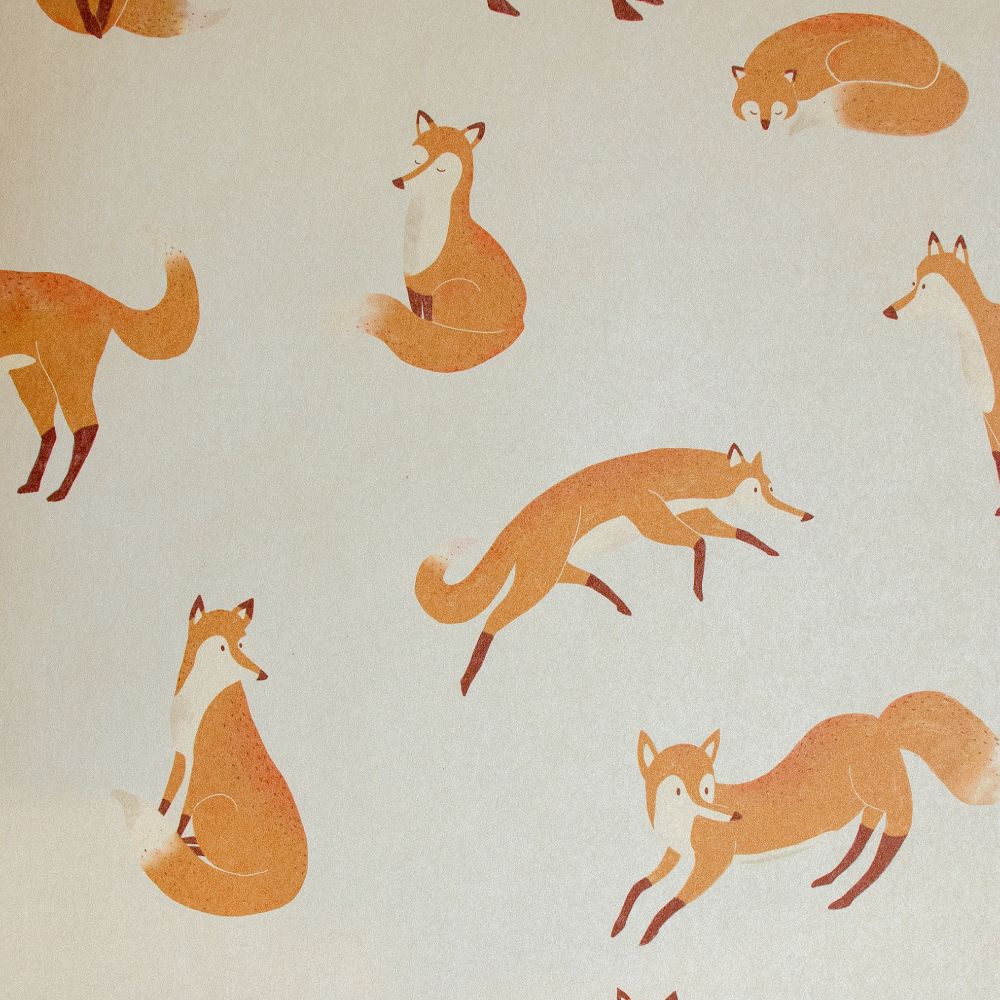 Galerie 26839 Friendly Foxes Wallpaper in Pearl