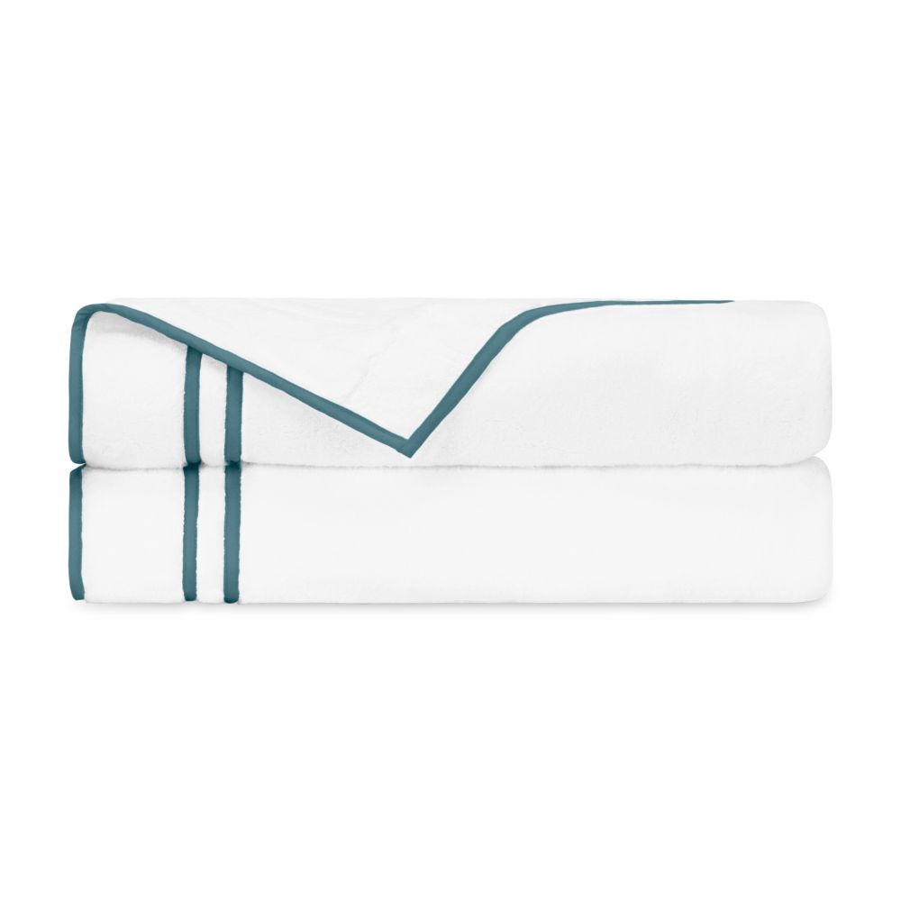 Home Treasures Linen 1456913607 Ribbons Bath Sheet in White / Teal