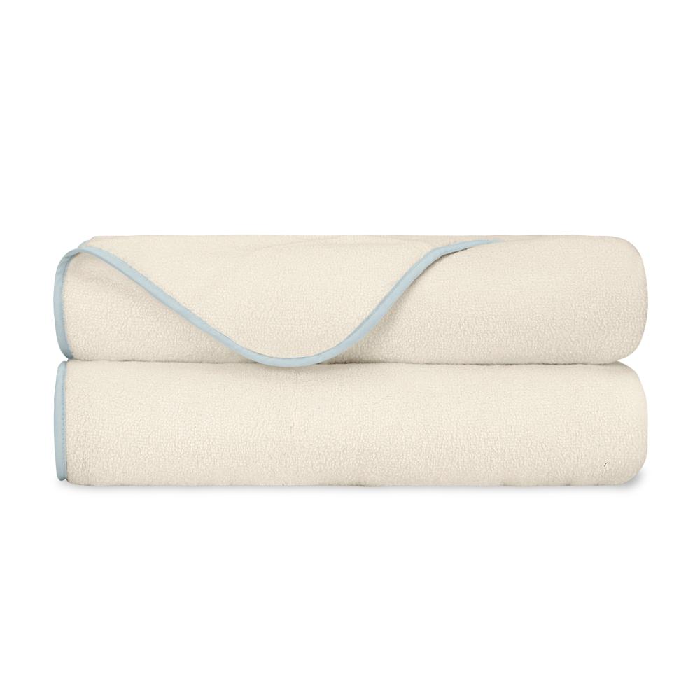 https://dcdeb370061a2f96ba54-cb731e64799a4e011b6a04b00ef66067.ssl.cf5.rackcdn.com/HomeTreasures/bodrum_towelset_ivory_sion.jpg