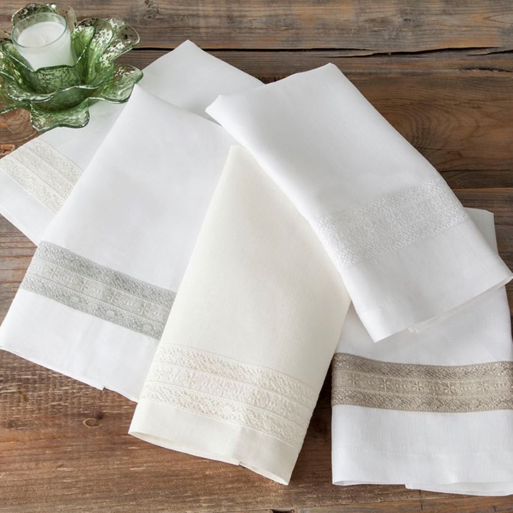 Home Treasures Linen EMPAM8PROHANWHTP Pamela Hand Towel (set Of 2) - White Linen / Taupe Lace