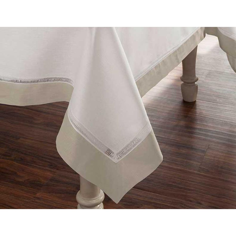 Home Treasures Linen lin-73893 Table Linea 72" x 108" Oblong Tablecloth in White/Irish Winter Green (Oblong Tablecloth Only)
