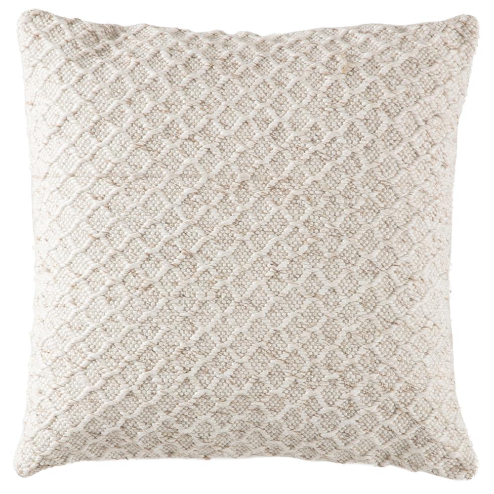 Jaipur Living ESN01 Essence 32" x32" Pillow in Cream