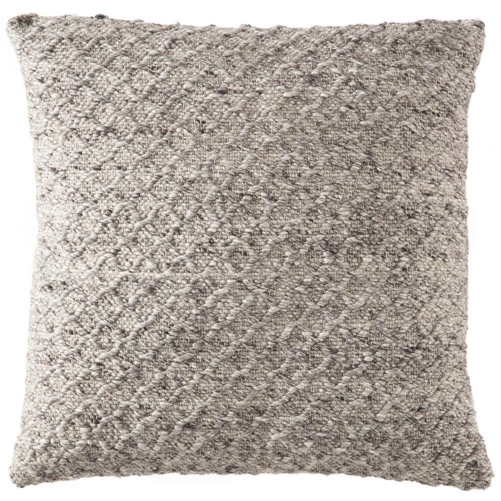 Jaipur Living ESN02 Essence 32" x32" Pillow in Gray