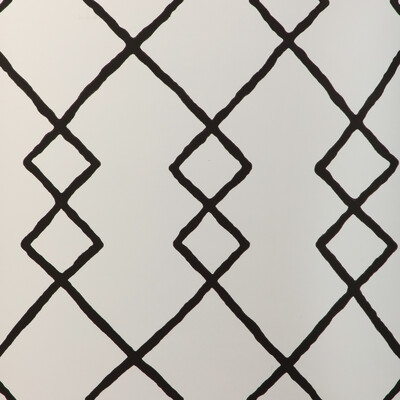 Kravet Couture W3940.8.0 Geo Graphica Wp Wallcovering in Onyx/Black/White