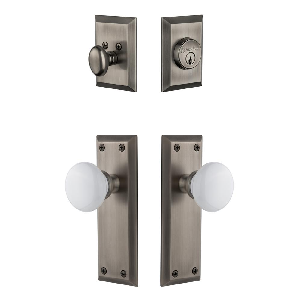 Grandeur by Nostalgic Warehouse FAVHYD Fifth Avenue Plate with Hyde Park Porcelain Knob and matching Deadbolt in Antique Pewter