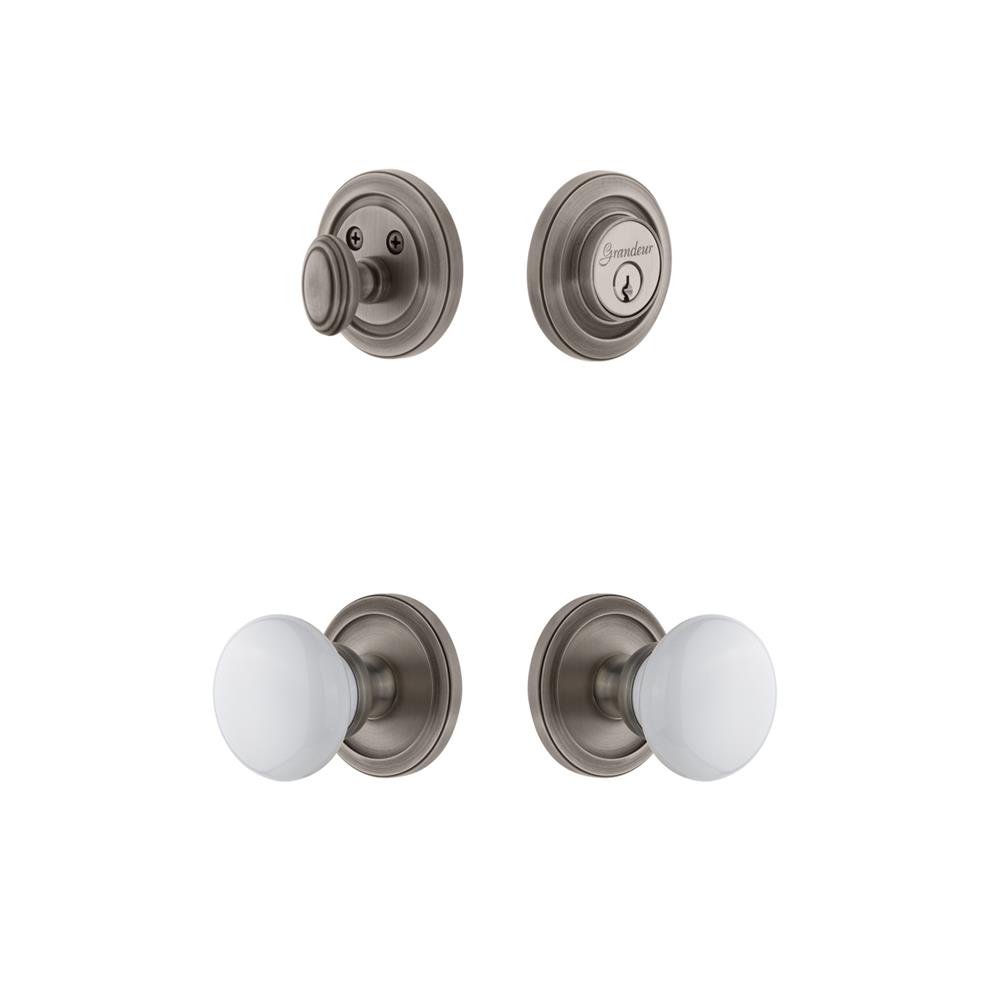 Grandeur by Nostalgic Warehouse CIRHYD Circulaire Rosette with Hyde Park Porcelain Knob and matching Deadbolt in Antique Pewter