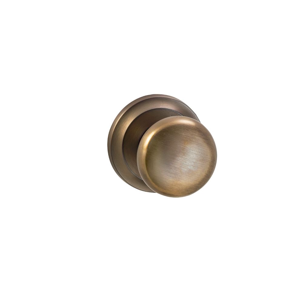 Omnia Industries 442/00.PA1 PASSAGE LATCHSET US3 in Lacquered Polished Brass