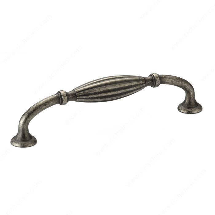 Richelieu Hardware BP80718128903 Traditional Metal Handle Pull - 5111 in Antique Iron