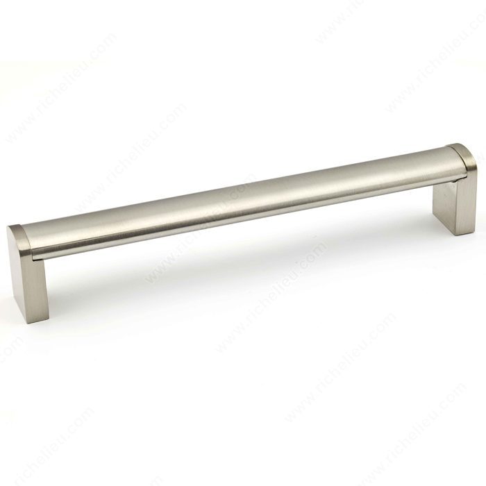 Richelieu BP525192195 Contemporary Stainless Steel Pull in Brushed Nickel