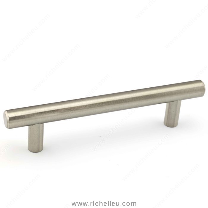 Richelieu BP205108195 Contemporary Metal Pull Brushed Nickel