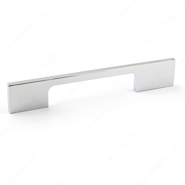 Richelieu BP72096140 Contemporary Metal and Aluminum Pull - 720