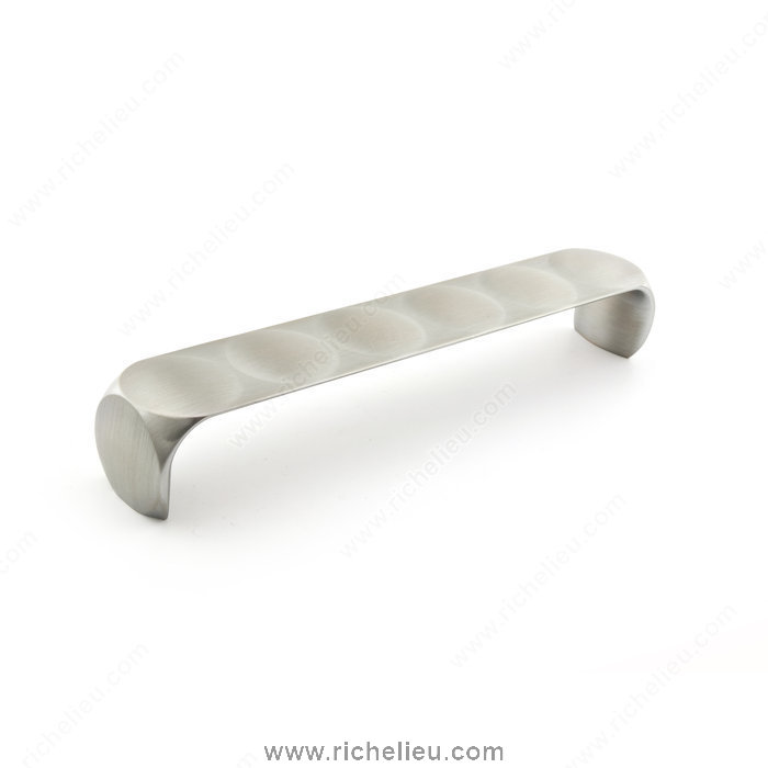 Richelieu Hardware 8442160195 Contemporary Metal Pull  -  8442  - Brushed Nickel