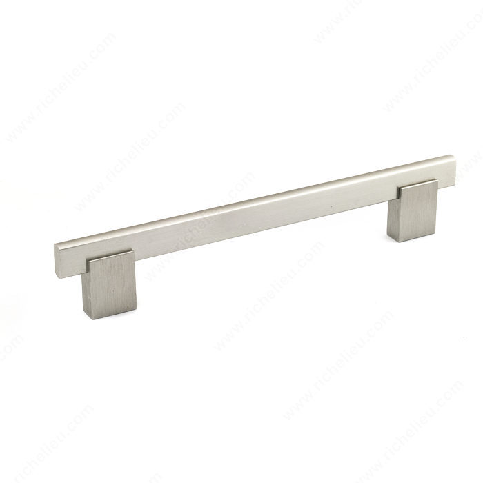 Richelieu BP905160195 Contemporary Metal and Aluminum Pull - 905