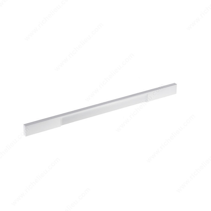 Richelieu BP1310132030 Contemporary Aluminum Pull - 1310 - White