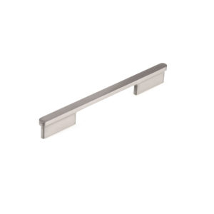 Richelieu 8636160195 Contemporary Metal Pull in Brushed Nickel