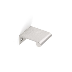Richelieu BP969625170 Contemporary Metal Edge Pull in Stainless Steel