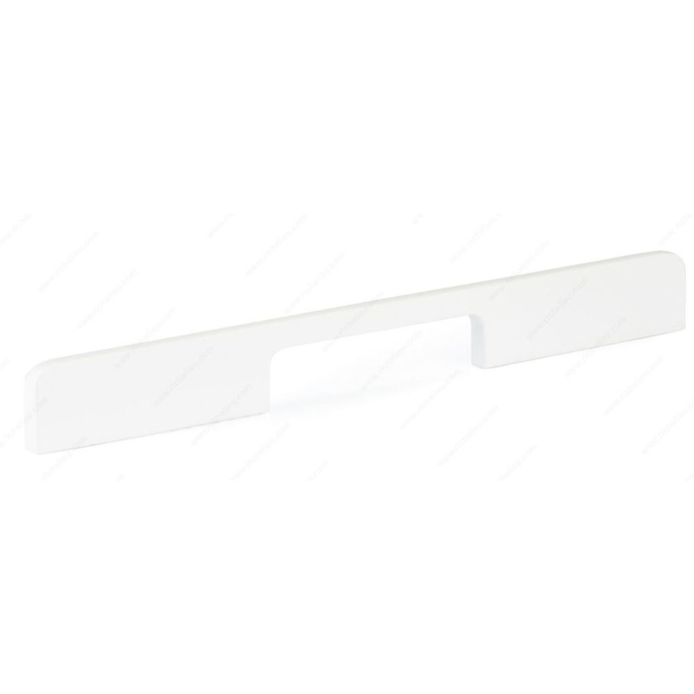 Richelieu Hardware BP73012830  Contemporary Metal Pull - 730 in White