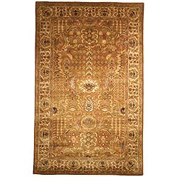 Safavieh CL764B-3 Classic Area Rug in LIGHT GREEN / GOLD