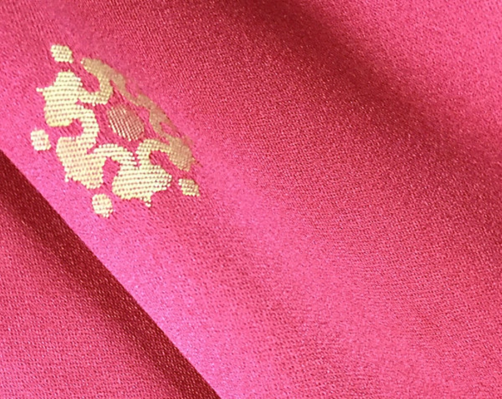 Scalamandre H0 00014146 Vernet Fabric in Rouge