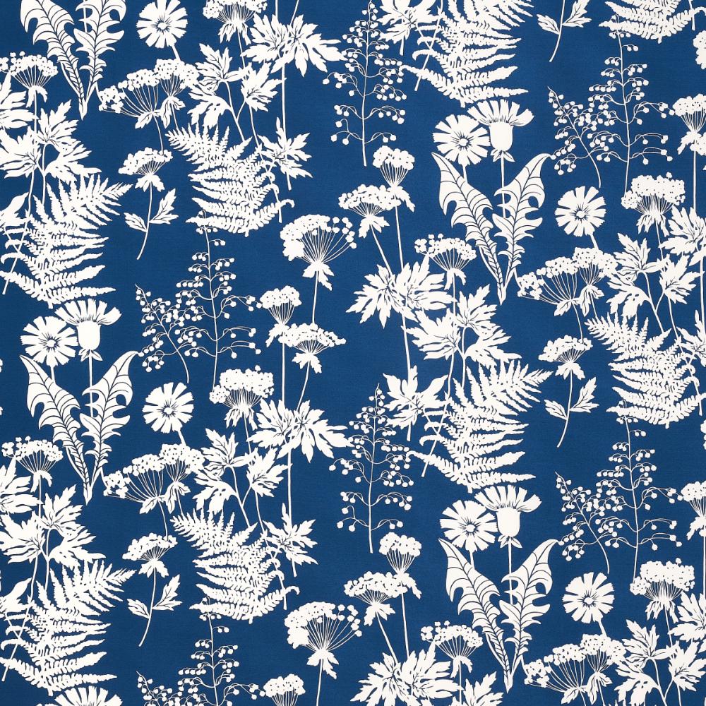 Schumacher 180220 Spring Floral Indoor/Outdoor Fabric in Navy