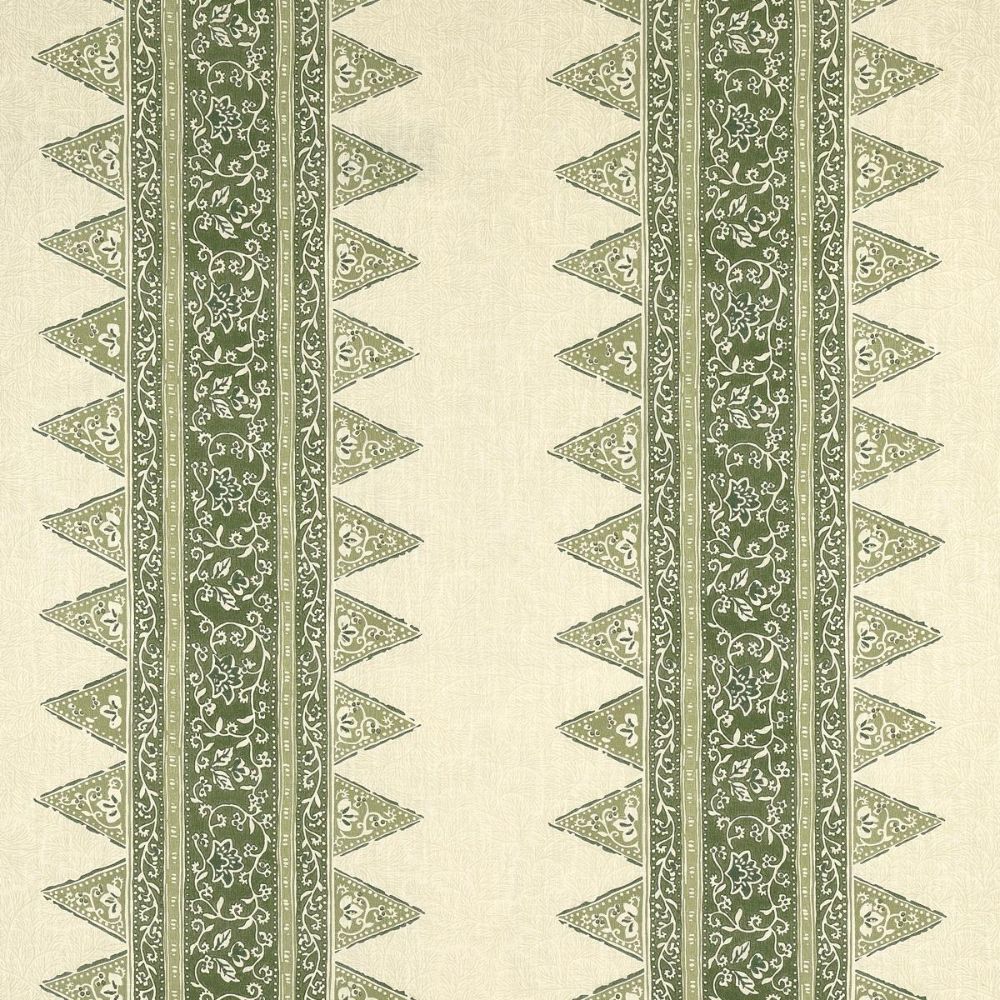Schumacher 180720 Mark D. Sikes Foxglove Indoor/Outdoor Fabric in Leaf Green