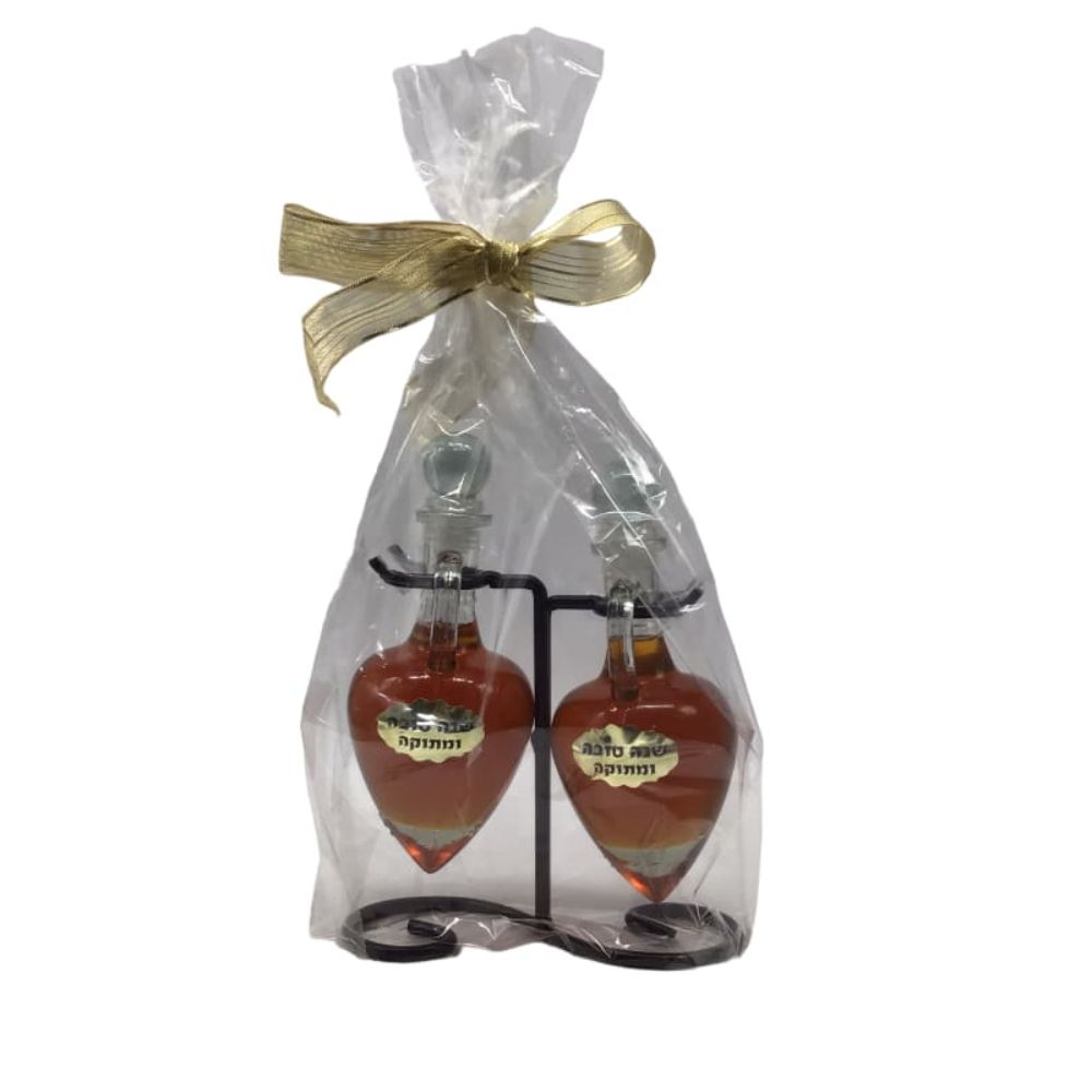 Double bottles in swirl stand